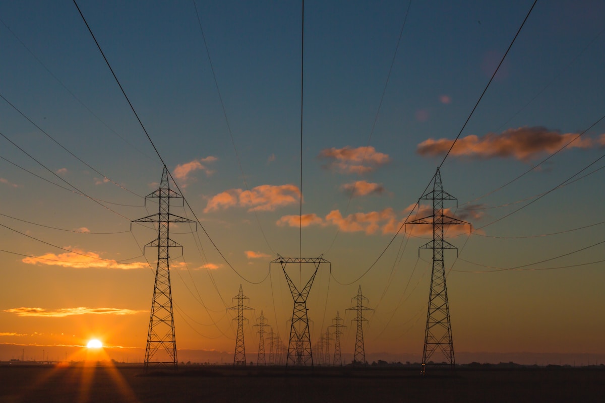 İstanbul'da Acil Elektrikçi Ne Zaman Çağrılmalı? 7/24 Müdahale Rehberi