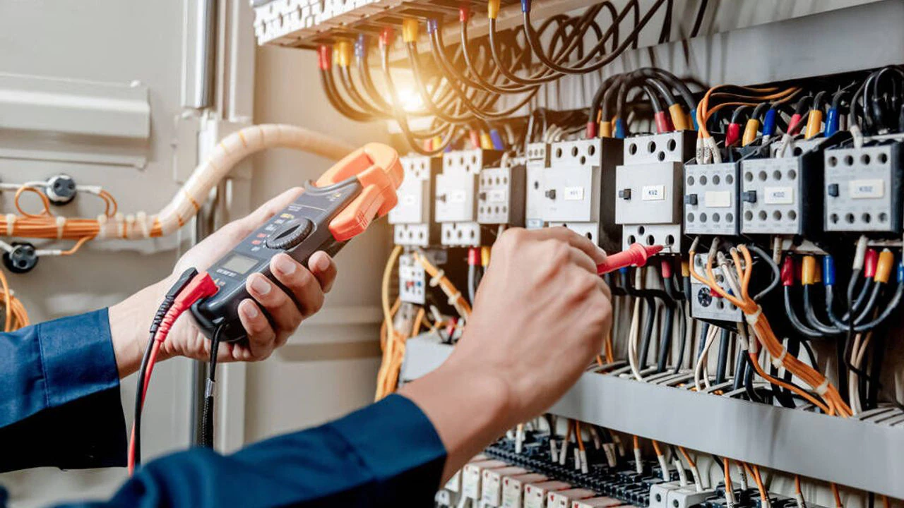 Gece Elektrikçisi
